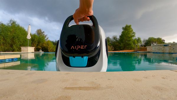 Aiper Scuba SE, is it worth it? No.