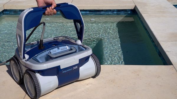 Aquabot X4 Robotic Pool Cleaner